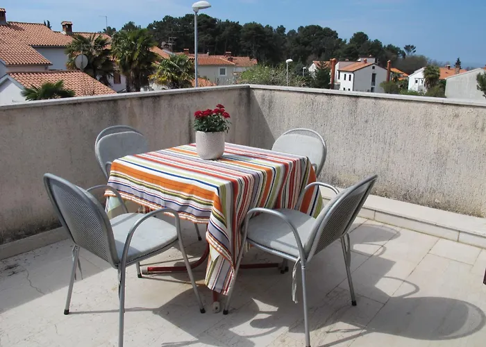 Ada By Interhome * Πόρετς